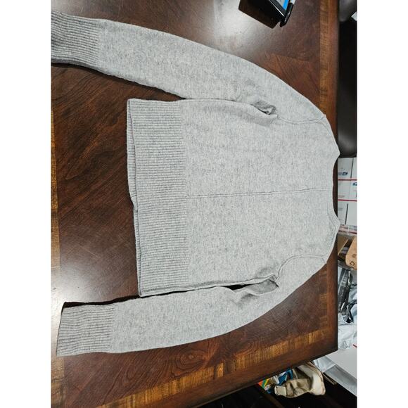 AQUA Cashmere Womens Cardigan Size XS Gray Button Front Long Sleeve Sweater - Picture 5 of 5